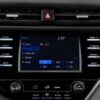 2020-toyota-camry-se-auto-sedan-audio-system